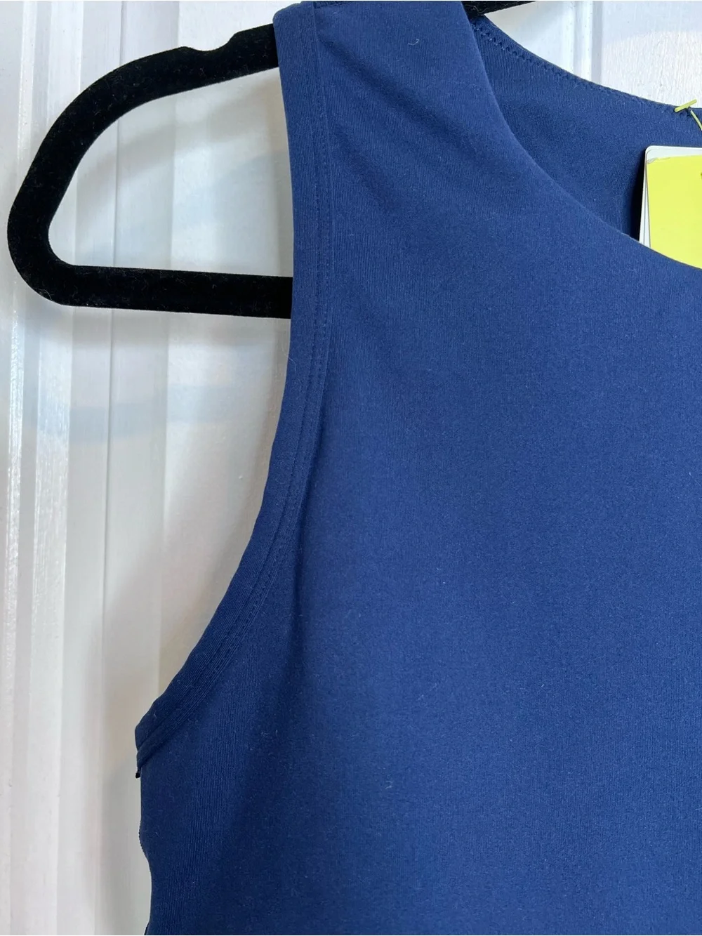 All‎ in Motion Navy High Neck Sleeveless Crop Top. Size Large. NWT.